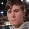 Я Роман, 18, из Москвы, ищу знакомство для постоянных отношений