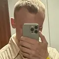 Я Максим, 25, из Парижа, ищу знакомство для без обязательств