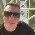 Султан из Химок, ищу на сайте постоянные отношения