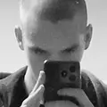 Я Лев, 18, из Санкт-Петербурга, ищу знакомство для на одну ночь
