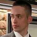 Владислав из Ломоносова, ищу на сайте на одну ночь