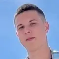 Дима из Киева, мне 20, познакомлюсь для приятного времяпровождения