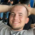Дима из Дружковки, ищу на сайте приятное времяпровождение