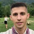 Саша из Киева, мне 26, познакомлюсь для приятного времяпровождения