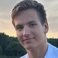 Я Саша, 19, из Гомеля, ищу знакомство для приятного времяпровождения