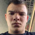 Anton из Тростянца, мне 20, познакомлюсь для приятного времяпровождения