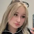 Я Элина, 21, знакомлюсь для без обязательств в Москве