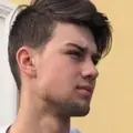 Mikhail из Екатеринбурга, мне 21, познакомлюсь для на одну ночь