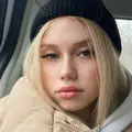 Я Юля, 19, знакомлюсь для открытые отношения в Омске