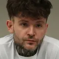 Я Vlad, 31, знакомлюсь для открытые отношения в Киришах