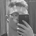 Я Виталик, 18, знакомлюсь для общения в Пскове