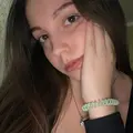 Я Полина, 19, из Ессентуков, ищу знакомство для общения