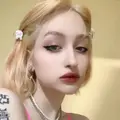 Я Николь, 18, из Казани, ищу знакомство для постоянных отношений