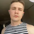 Дмитрий из Шахт, мне 23, познакомлюсь для виртуального секса