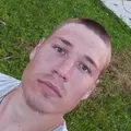 Я Эдуард, 20, из Перми, ищу знакомство для на одну ночь