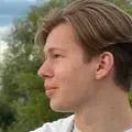 Mikhail из Карабанова, мне 20, познакомлюсь для секса на одну ночь