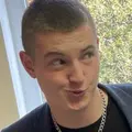 Я Саша, 21, из Ульяновска, ищу знакомство для постоянных отношений