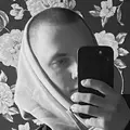 Я Roman, 20, из Москвы, ищу знакомство для на одну ночь