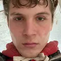 Я Данил, 20, из Омска, ищу знакомство для постоянных отношений