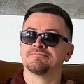 Антон из Киева, ищу на сайте постоянные отношения