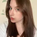 Я Рина, 18, знакомлюсь для дружбы в Омске