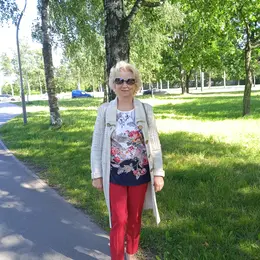 Я Светлана, 60, знакомлюсь для приятного времяпровождения в Санкт-Петербурге