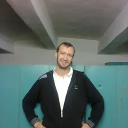 Я Владимир, 40, из Грязей, ищу знакомство для секса на одну ночь