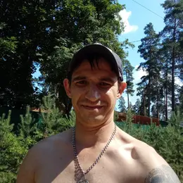Я Сергей, 36, знакомлюсь для общения в Гатчине