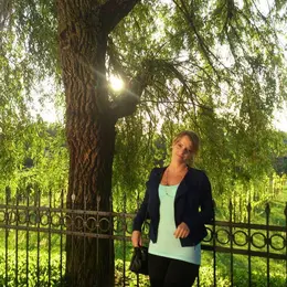 Я Эвелина, 24, из Новомосковска, ищу знакомство для постоянных отношений