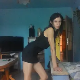 Авелина из Астрахани, ищу на сайте секс на одну ночь