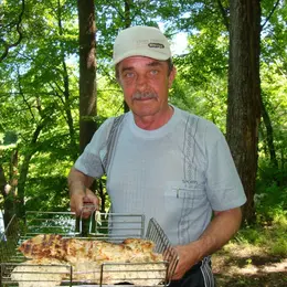 Я Юрий, 69, знакомлюсь для приятного времяпровождения в Павловске