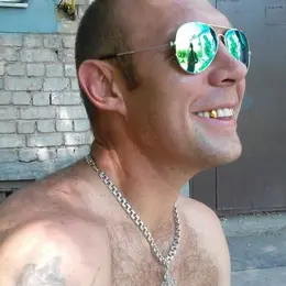 Я Алексей, 42, знакомлюсь для регулярного секса в Чапаевске