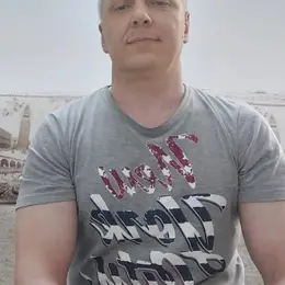 Я Александр, 46, из Свердловского, ищу знакомство для регулярного секса