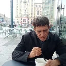 Я Олег, 50, знакомлюсь для приятного времяпровождения в Набережных Челнах