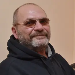 Я Геннадий, 63, знакомлюсь для секса на одну ночь в Киеве