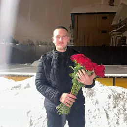 Я Максим, 23, знакомлюсь для регулярного секса в Москве