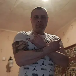 Дмитрий из Пскова, мне 41, познакомлюсь для секса на одну ночь