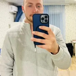 Я Руслан, 28, из Кременчуга, ищу знакомство для секса на одну ночь