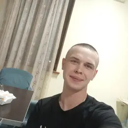 Я Алексей, 23, знакомлюсь для секса на одну ночь в Донецке