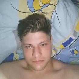 Я Даниил, 22, из Мирного, ищу знакомство для секса на одну ночь