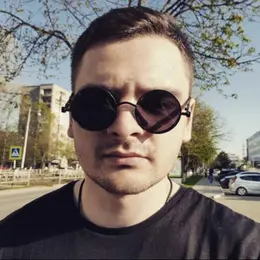 Я Евгений, 29, знакомлюсь для регулярного секса в Харцызске