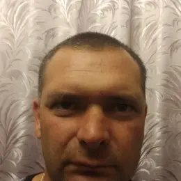 Я Андрей, 44, знакомлюсь для постоянных отношений в Шахтерске