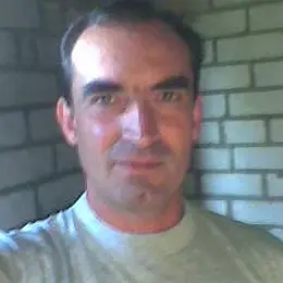 Я Сергей, 51, знакомлюсь для регулярного секса в Чернигове