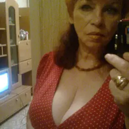 Я Татьяна, 51, из Бугульмы, ищу знакомство для приятного времяпровождения
