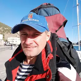 Я Александр, 52, из Евпатории, ищу знакомство для совместных путешествий