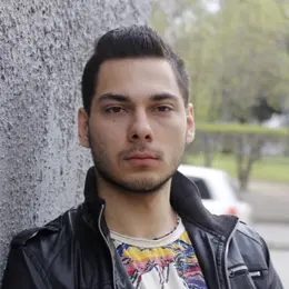 Я Александр, 27, из Иркутска, ищу знакомство для регулярного секса