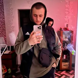 Я Кирилл, 22, из Березников, ищу знакомство для регулярного секса