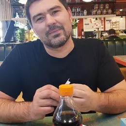 Я Алексей, 42, из Тольятти, ищу знакомство для секса на одну ночь