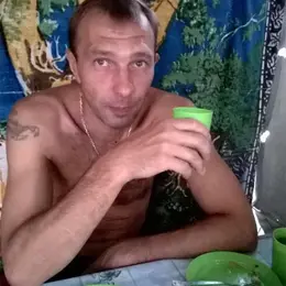 Я Сергей, 49, знакомлюсь для виртуального секса в Вольске