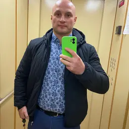 Я Влад, 33, знакомлюсь для регулярного секса в Луцке